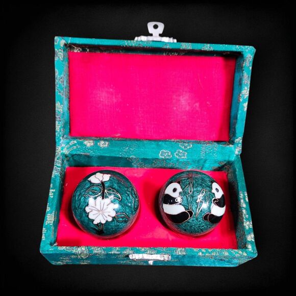 Vintage 2" Baoding Balls Musical Chimes Chinese Health Stress Panda Green w/Box - Picture 1 of 6